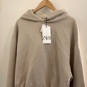 NWT ZARA SWEATSHIRT